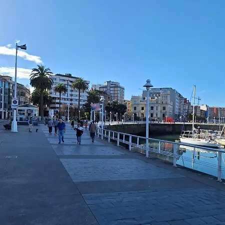 El Arroyu Vut 5585 As Gijon