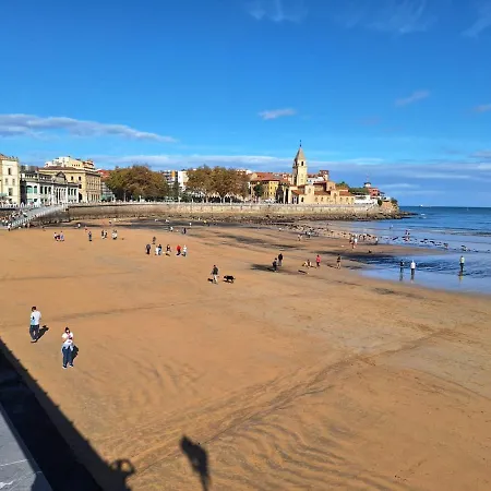 El Arroyu Vut 5585 As Gijon