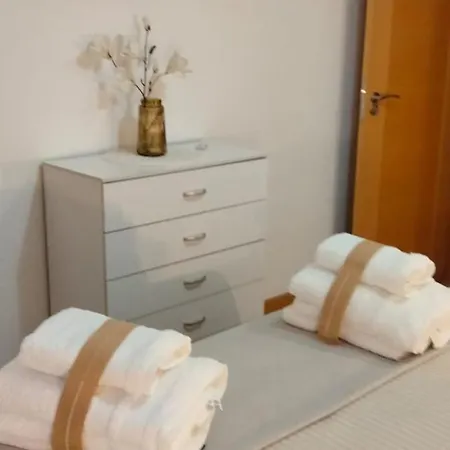 El Arroyu Vut 5585 As Апартаменты *